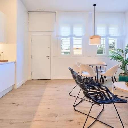 Apartment Lofts Parque De Huelin
