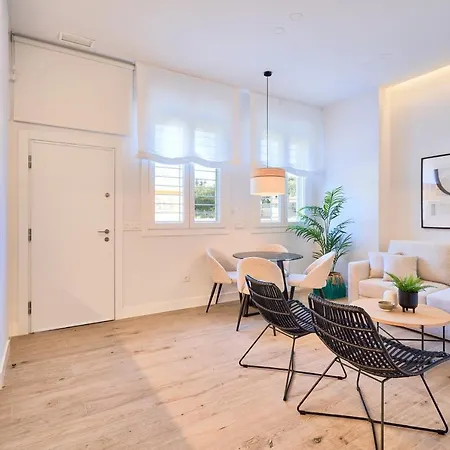 Lofts Parque De Huelin * Malaga