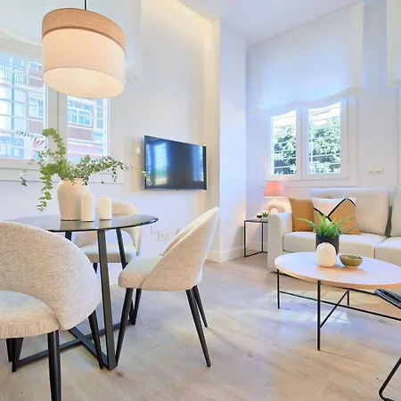 Lofts Parque De Huelin * Malaga