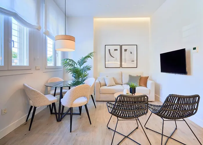 Lofts Parque De Huelin Malaga
