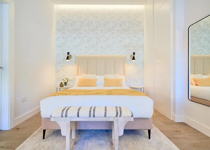 Lofts Parque De Huelin *