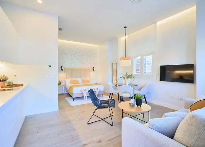 Lofts Parque De Huelin Apartament Malaga